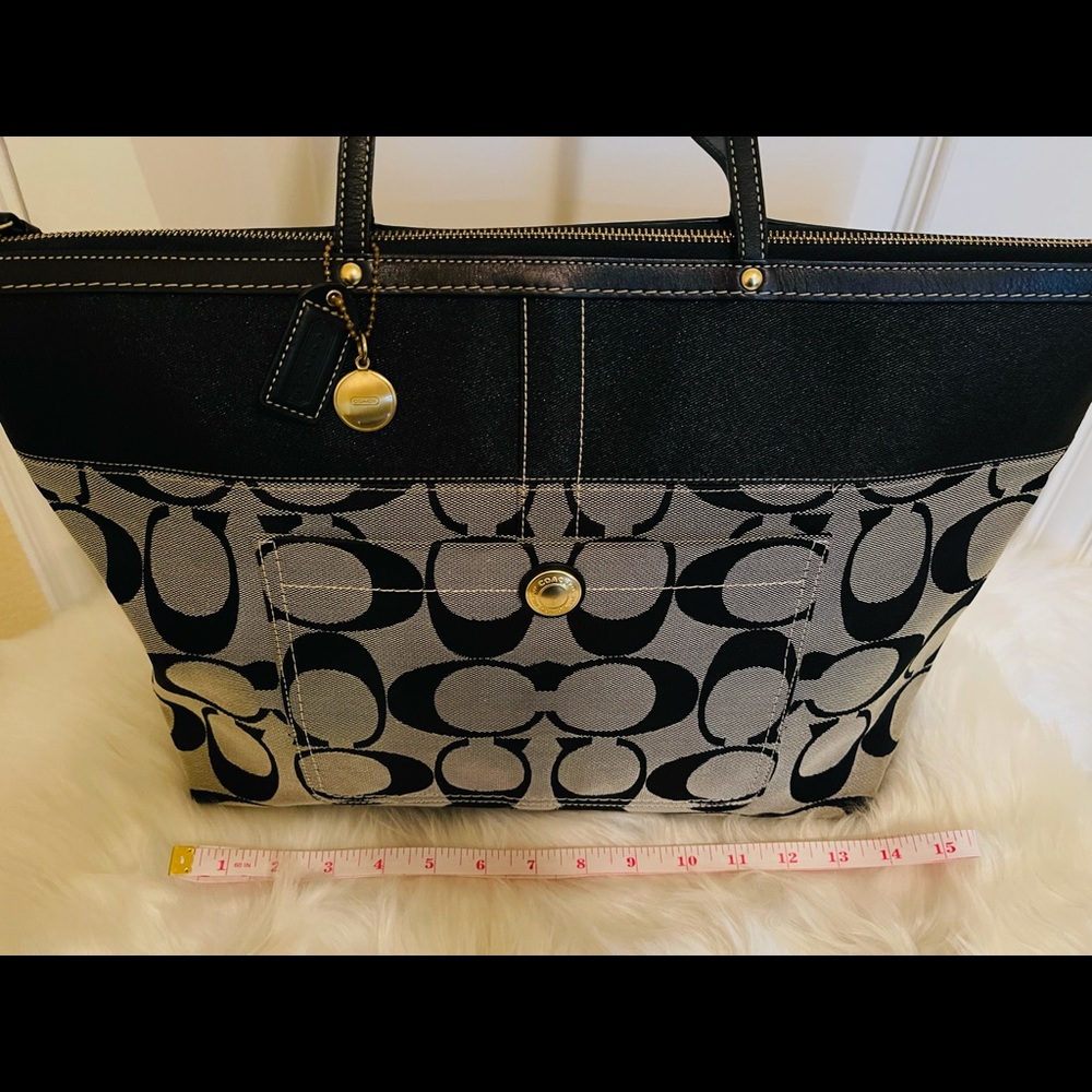 Coach Purse - Picture 2 of 6
